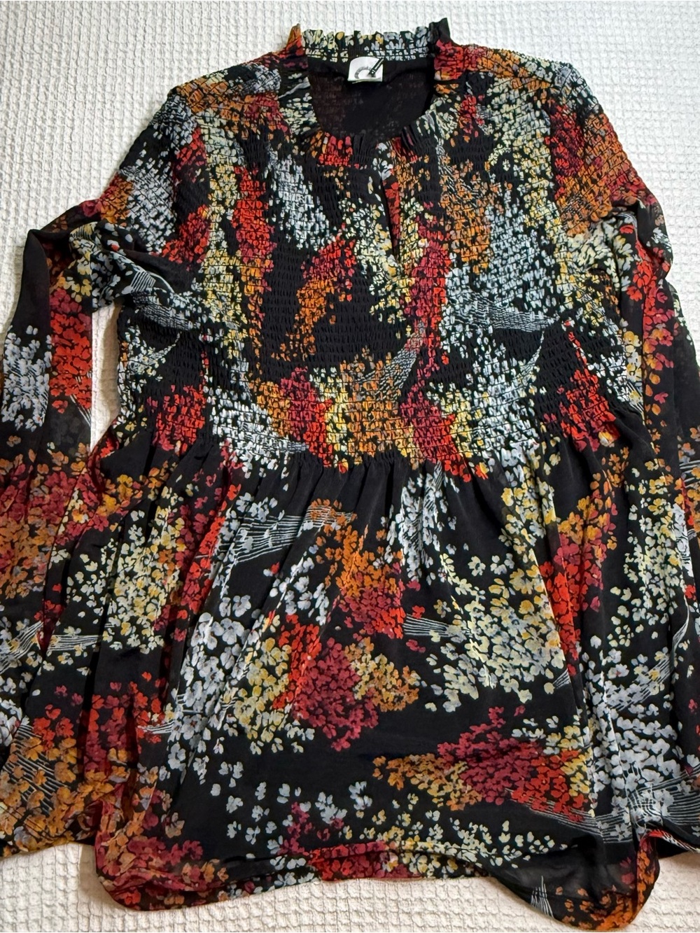 Anthropologie Akimi  + Kin Floral Smocked Bodice Blouse size medium